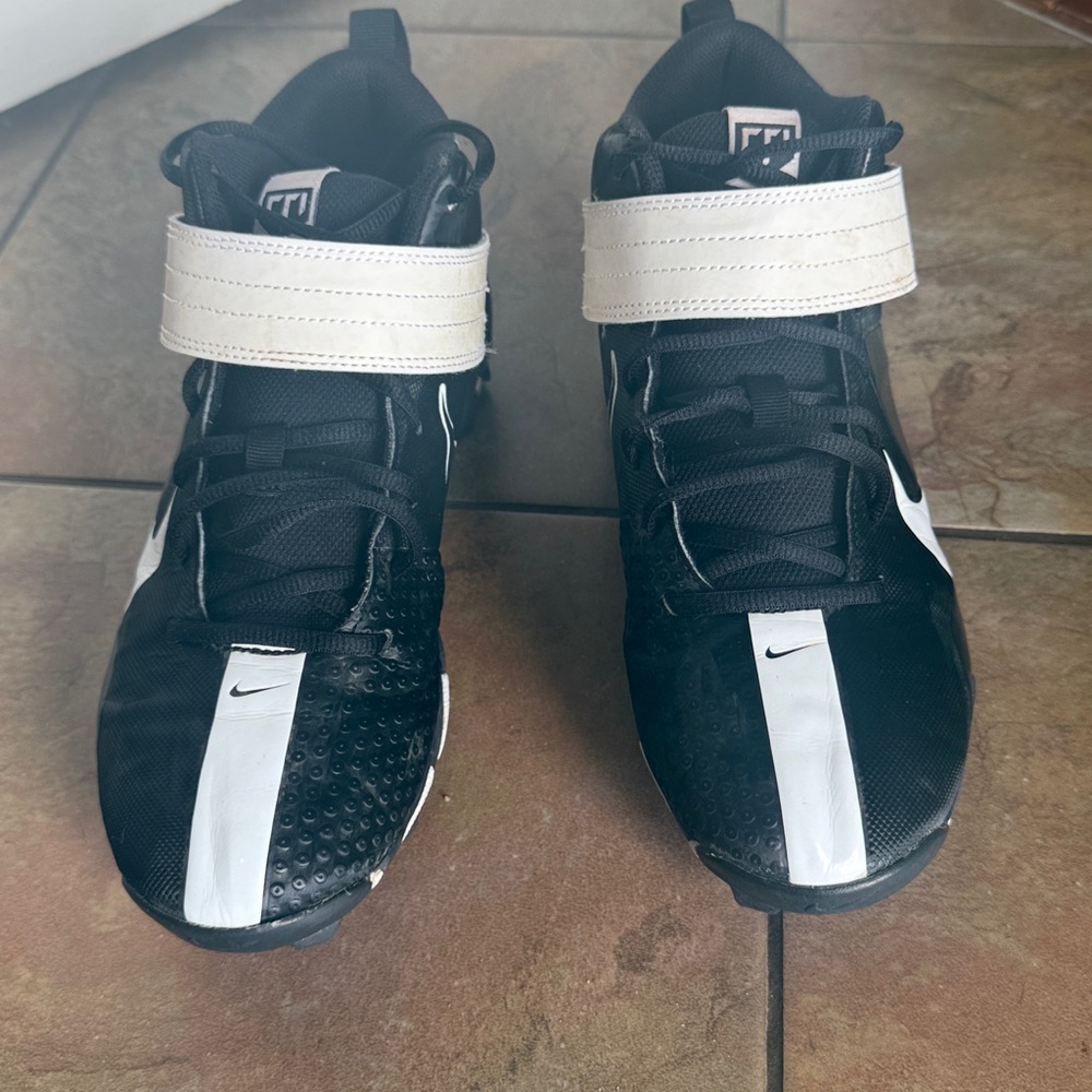 Nike Mike Trout Black and White Strap baseball cleats
